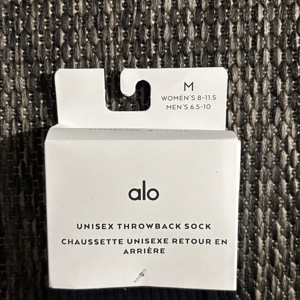 Alo yoga throwback socks - Picture 3 of 5
